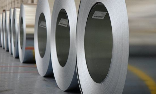 滬鋅期貨跟外盤嗎？滬鋅隔夜交易風